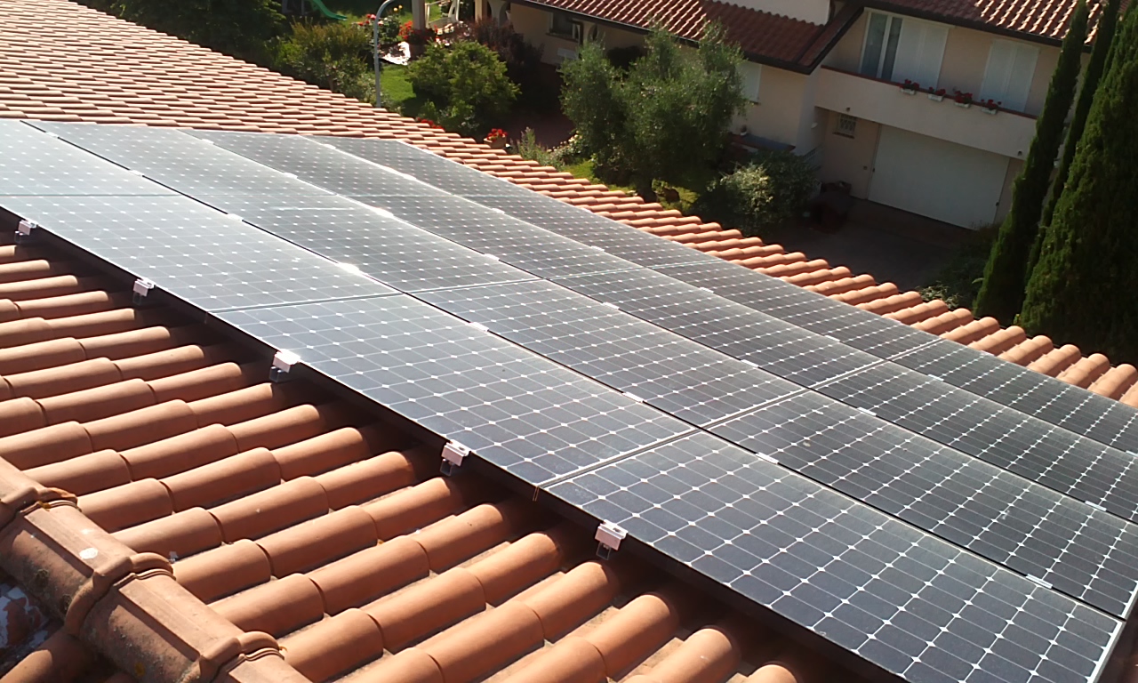 Impianto fotovoltaico Lightland-SunPower a Foiano della Chiana, Arezzo 